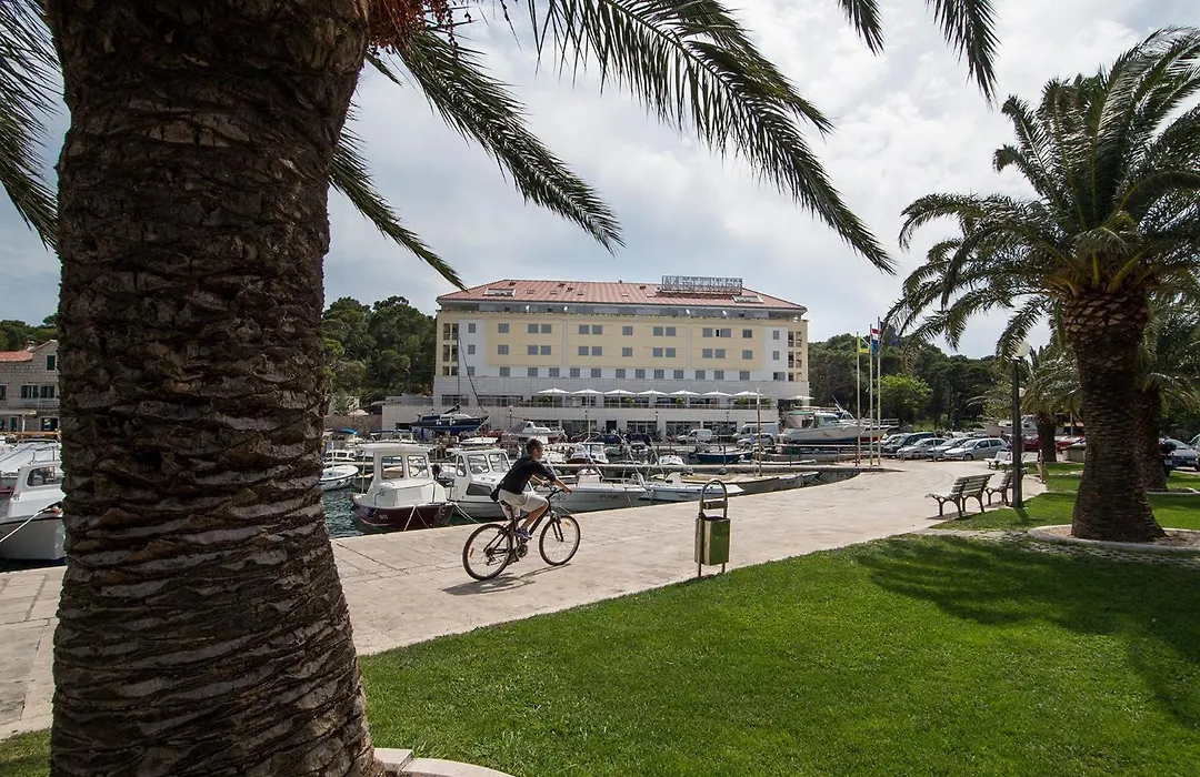 Aparthotel Miramare-1